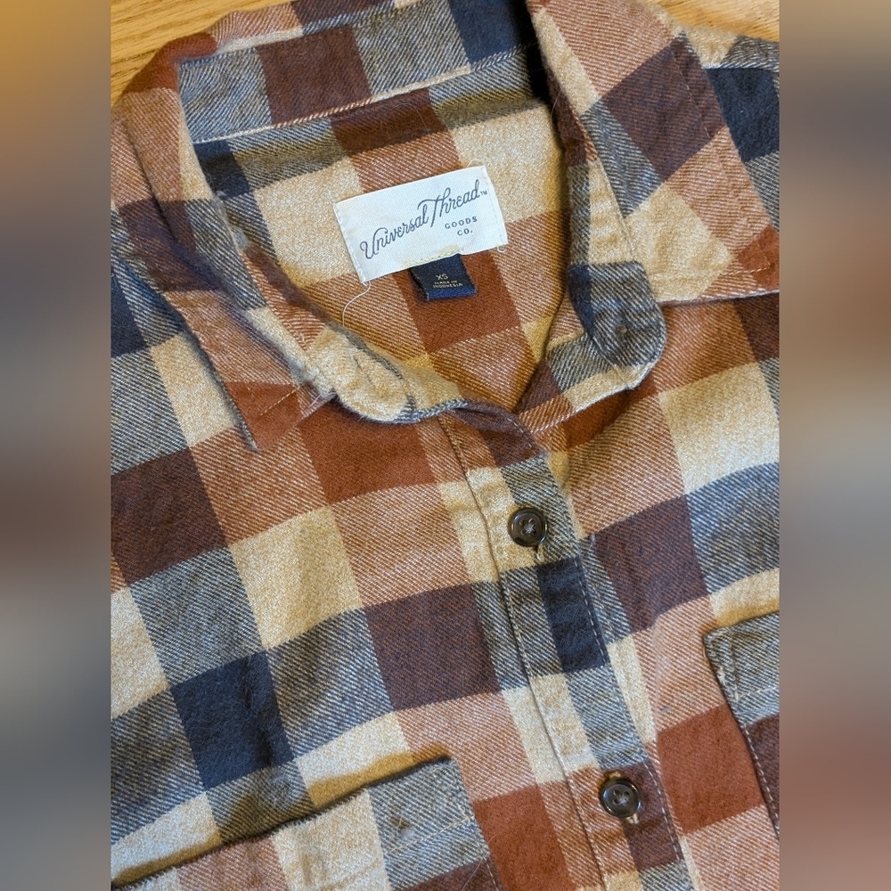 Universal Thread Flannel Bundle - image 2